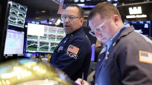 Descubra a Verdade Choque: Como Proteger Seus Lucros em Tempos de Caos Financeiro!