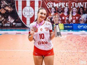 Gabi Gagliassi: A Estrela do Vôlei Que Agita a Internet com Seu Amor Surpreendente e 7 Milhões de Seguidores!