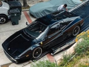 Descoberta CHOCANTE! Ferrari de Michael Jordan dos anos 90 Emergiu do Anonimato Após 15 Anos!