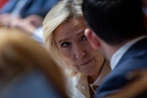 Le Pen Explode: Europa em Guerra Contra os Seus Próprios Judiciários!