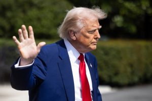 TRUMP DESAFIA LE PEN: DEMANDA LIBERTAÇÃO EM MEIO A POLÊMICA!