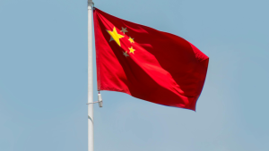 “CHINA EXIGE FIM DAS AMEAÇAS DOS EUA PARA ACORDO: A TENSÃO CHEGA AO LIMITE!”