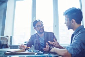 Descubra 3 Segredos Chocantes de Empreendedores que Podem Triplicar Seus Lucros em Casa!