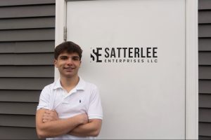 Jovem Gênio Revoluciona a Renda em Casa: Descubra o Segredo para Lucrar R$ 20 mil por Mês!