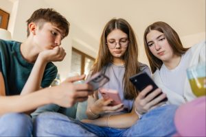 URGENTE: Meta Revela IA no Instagram para Monitorar Adolescentes! Sua Forma de Ganhar Dinheiro em Casa Está em Risco!