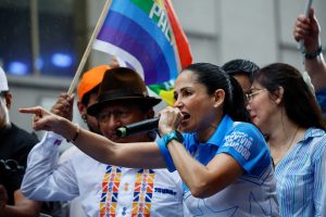 Luisa González: A Revolucionária que Desafia o Equador em uma Batalha URGENTE pelo Poder!