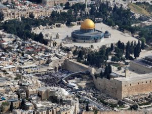 PALESTINA EM CHAMAS: Colonos Ameaçam a Sagrada Mesquita Al-Aqsa!