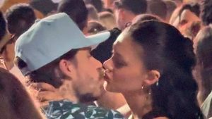 Brooklyn Beckham e Nicola Peltz: O Beijo Escandaloso que Deixou Coachella em Chamas!