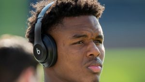 Tragédia Choque: Estrela da LSU, Kyren Lacy, Encontra Fim Prematuro aos 24!