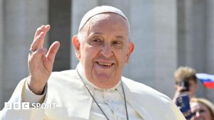 Choque na Itália: Séries A paralisadas após morte inesperada do Papa Francisco!