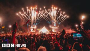 Ingressos do Glastonbury DESAPARECEM em apenas 20 minutos: A Corrida do Século!