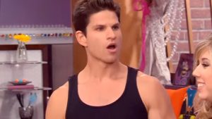 Cort Revela Segredos Sombrio de ‘iCarly’: Você Não Vai Acreditar No Que Ele Desencadeou!