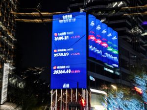 Impressionante Revelação: Trump Libera Telefones Chineses e Batatas Fritas de Tarifas! O que Isso Significa?