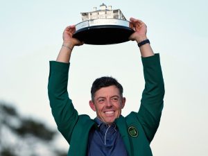 Rory McIlroy TRANSFORMA A HISTÓRIA: Conquista o Grand Slam em um Playoff de Tirar o Fôlego!