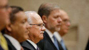 EX-PRIMEIRA-DAMA DO PERU EM FUGA: Lava Jato EXPLODE nas redes com novo escândalo!