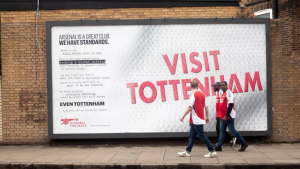 Arsenal em Crise! Torcedores Revoltados Protestam Contra Escandaloso Patrocínio de Ruanda!