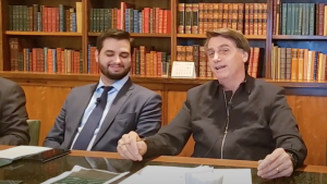 BOLSONARO EXPLODE: ‘Caso Filipe Martins É O ESCÂNDALO QUE ABALA A JUSTIÇA!’