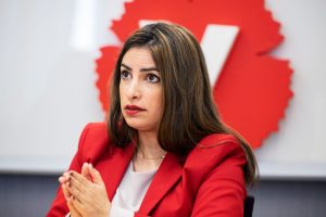 ALERTA: Esquerda Sueca EXIGE Novo Líder da Oposição! Crise Política à Vista!