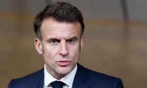 Macron DETONA EUA: Empresas Francesas em ALERTA para Suspender Investimentos!