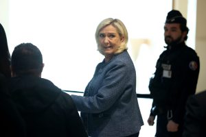 Le Pen Condenada: Um CAOS POLÍTICO que Abala os Fundamentos da Extrema Direita Francesa!