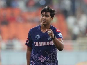 Revelação CHOCANTE no IPL: O Garoto de 14 Anos Que Deixou o Mundo em Êxtase!