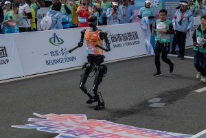 Robôs Lentos Em Meio às Corridas: A Revolução Que Ninguém Viu Chegar!