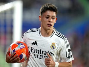 Choque no Futebol: Real Madrid Desafia Barcelona em Vitória Dramática!