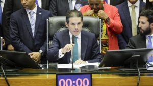 URGENTE: Motta Propõe Confronto Explosivo com Líderes para Avançar Projetos Polêmicos!