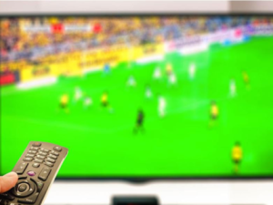 Terça Explosiva: Descubra Onde os Famosos Estão Vendo as Melhores Jogos da Champions!