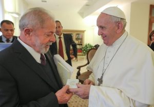 Políticos Brasileiros de Olho no Papa: Reuniões Secretas que Podem Mudar o Jogo!