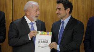 URGENTE: 146 Deputados se Unem em Aliança Surpreendente! O Que Eles Estão Planejando?