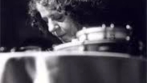 Choque na Cultura: Morre Cristina Buarque aos 74 e A Treta Política se Intensifica!