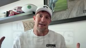 Gronkowski Abandona Treino! Vida Luxuosa ou Desvio Chocante?
