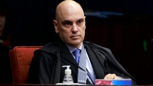 Moraes Entra em Ação de Tipoia: Golpe de Estado em Jogo e Tensão nas Alturas!