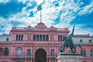 ARGENTINA EM ALERTA: Primeira PARCELA de US$ 20 BILHÕES do FMI CHEGA e Promete CHAOS!