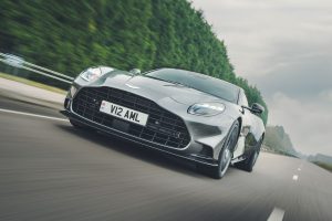 Desvende o Aston Martin VanQuish 2025: Preço Chocante e Especificações que Vão Te Deixar Sem Ar!