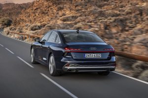 NOVO Audi A6 DESPERDIÇA POTÊNCIA! 201bhp por £50k?! Um escândalo que vai abalar os apaixonados por carro!
