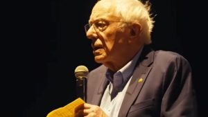 Coachella se Revolta: Bernie Sanders Ataca Trump e Garante aplaudos de Fervor!