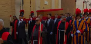 URGENTE: Corpo do Papa Francisco em Trânsito! Velório Começa às 6h – Prepare-se para a Despedida!