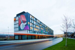 Revolução ou Estagnação? CFO do Marriott Afirma que Tecnologia Não Mudará o Estilo de Vida!