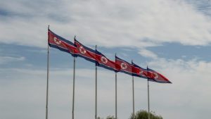 ALERTA GLOBAL: Coreia do Norte Lança Monstruoso Navio de Guerra! O Fim da Paz em Vista!