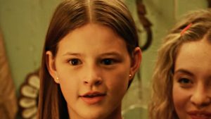 Kate Messner, de ‘Everything Sucks!’, REVELA SEGREDOS CHOCANTES! Você se lembrou dela?