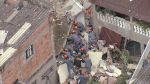 Idoso Impiedoso: Explosão Fatal de Casa em SP Deixa Bebê de 4 Meses Morta!