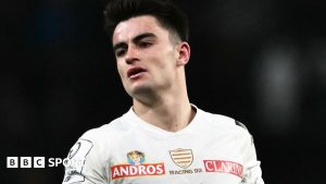 “Escândalo na França: Nolann Le Garrec Desfila em Corrida 92 e Causa Revolta!”