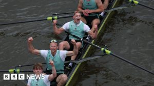 “Cambridge Conquista o Incrível em Corridas de Barcos: Vitória Bombástica no Mundo dos Esportes!”