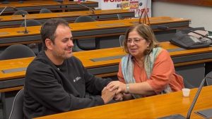 Lula em Cuidado: Ministra Revela Decisão Explosiva Sobre Glauber a Qualquer Momento!