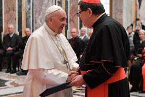 Fala-se da Morte do Papa Francisco! O Futuro da Igreja em Jogo: Funeral e Conclave Revelados!