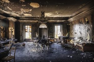 Incêndio Criminoso Devasta Casa do Governador da Pensilvânia: CHOQUE e CAOS!