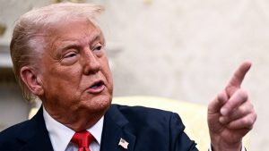 Trump Exige Cessar-Fogo em Gaza ANTES de Viagem ao Oriente Médio: O que Ele Está Planejando?
