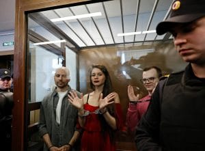Escândalo Bombástico: Jornalistas Russos Revelam Conexões Explosivas com Navalny!